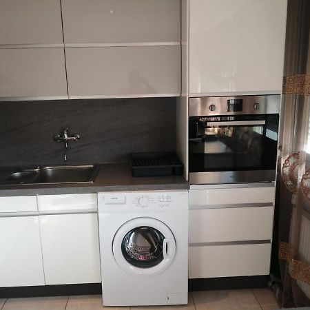 Location D'Appartement Entierement Meuble Pres De Geneve Аннемас Экстерьер фото